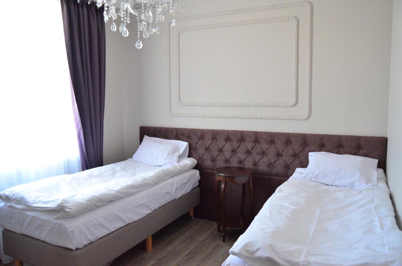 Golden Park Hotel Pavlodar Pokoj fotografie