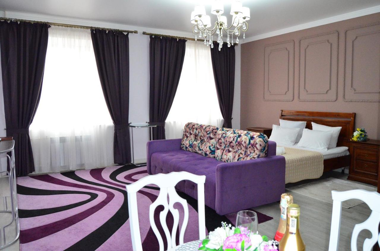 Golden Park Hotel Pavlodar Exteriér fotografie