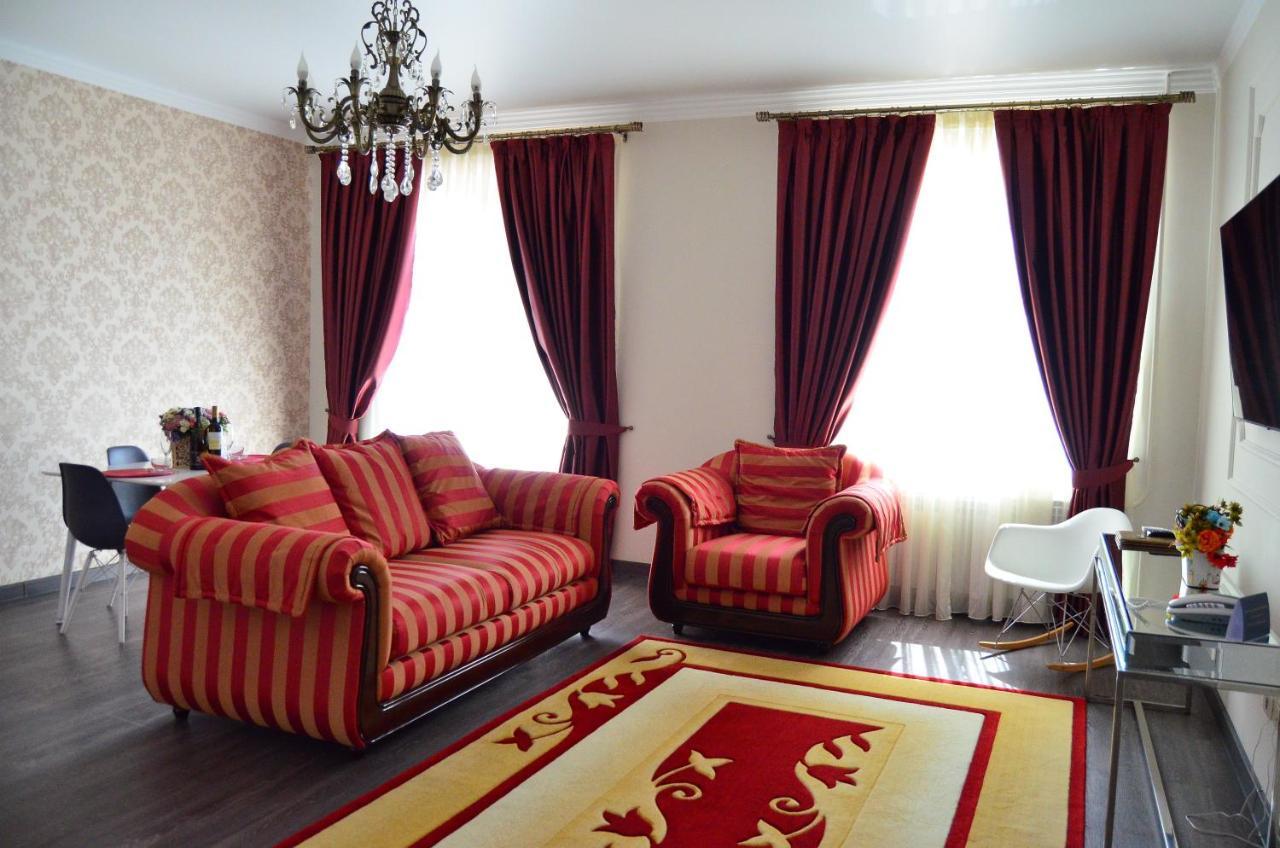 Golden Park Hotel Pavlodar Exteriér fotografie